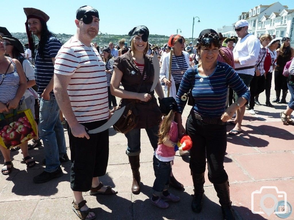 Pirate gathering on the Prom - 26Jun11