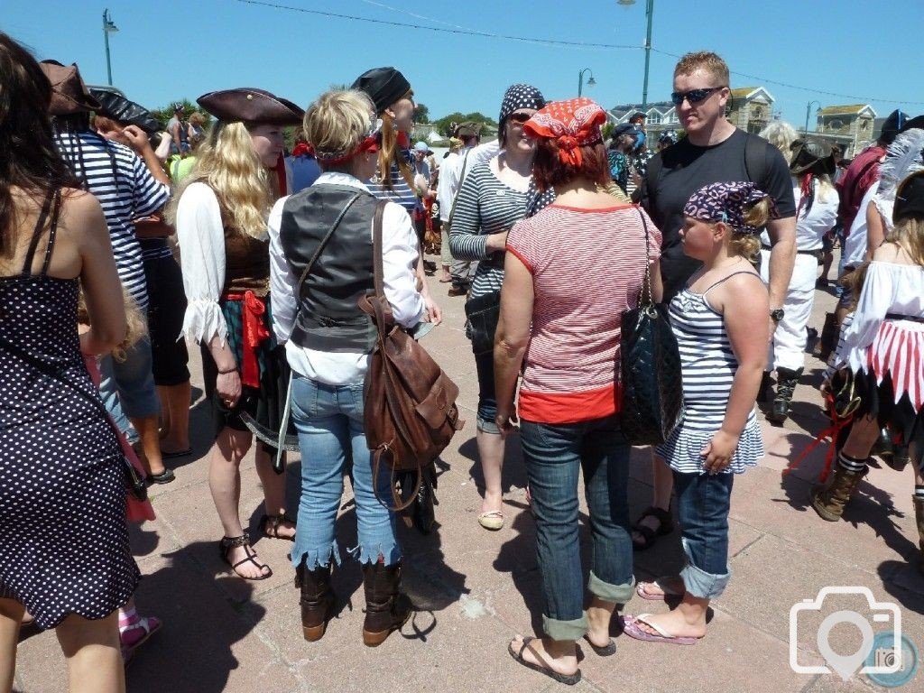 Pirate gathering on the Prom - 26Jun11