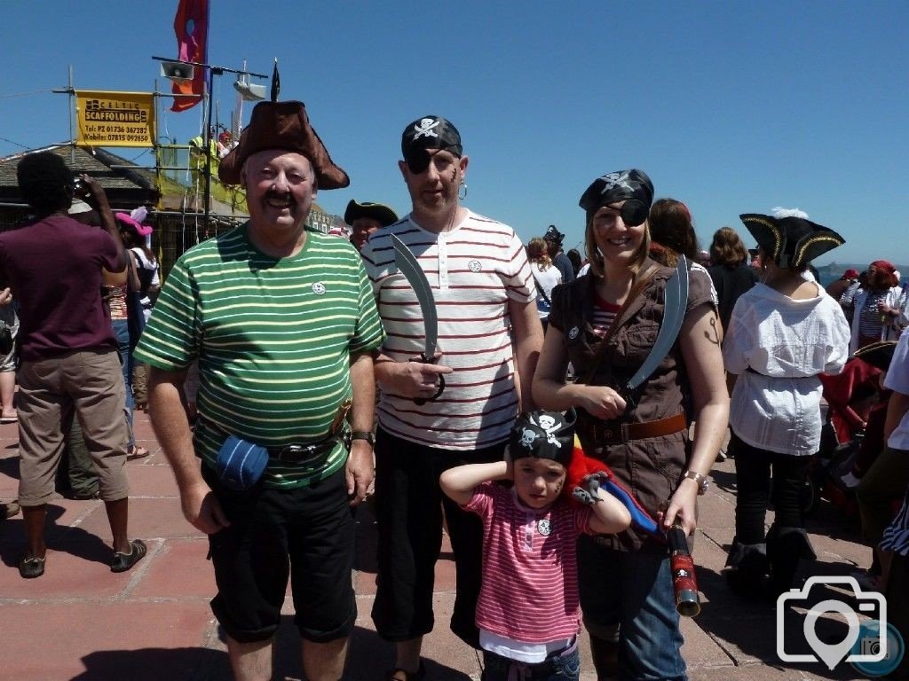 Pirate gathering on the Prom - 26Jun11