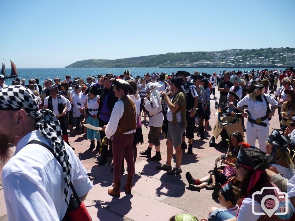 pirates on the prom