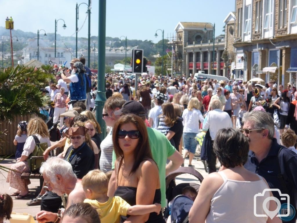 pirates on the prom