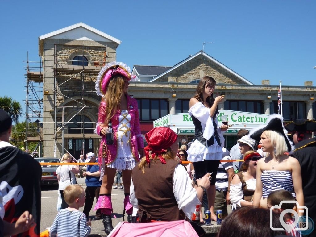 pirates on the prom