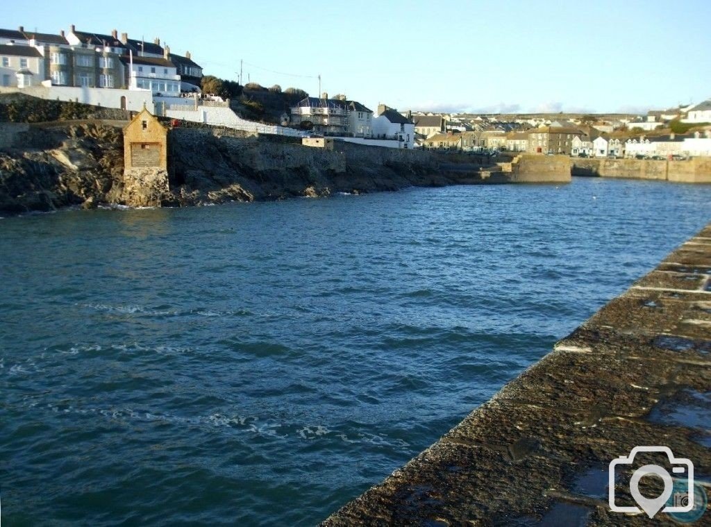 Porthleven - 20FEB, 2010