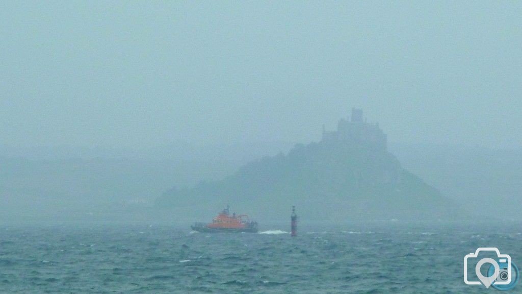 Queen's Diamond Jubilee Flotilla 10