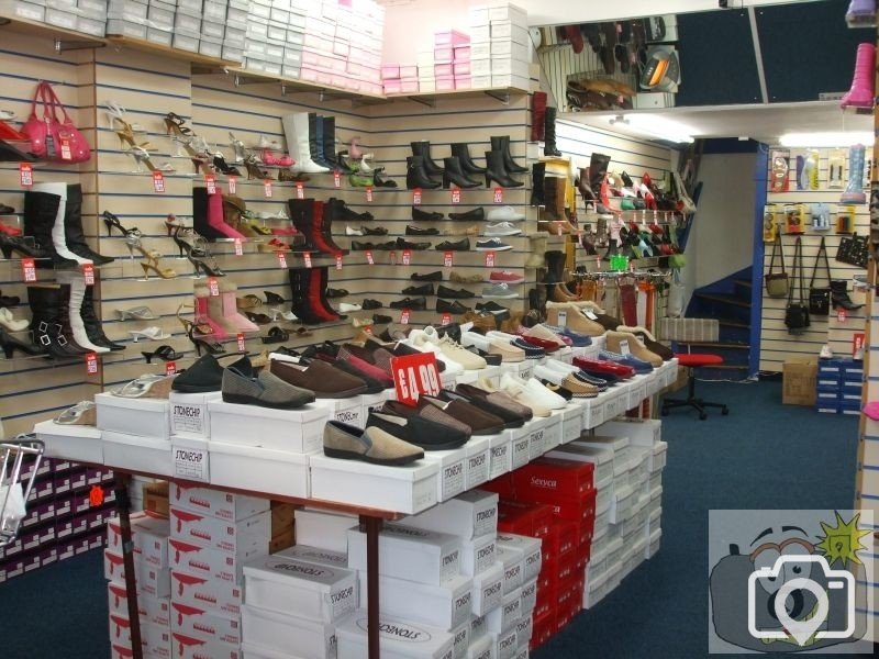 Rapid shoe shop