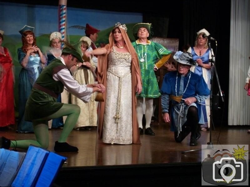 Robin Hood being knighted