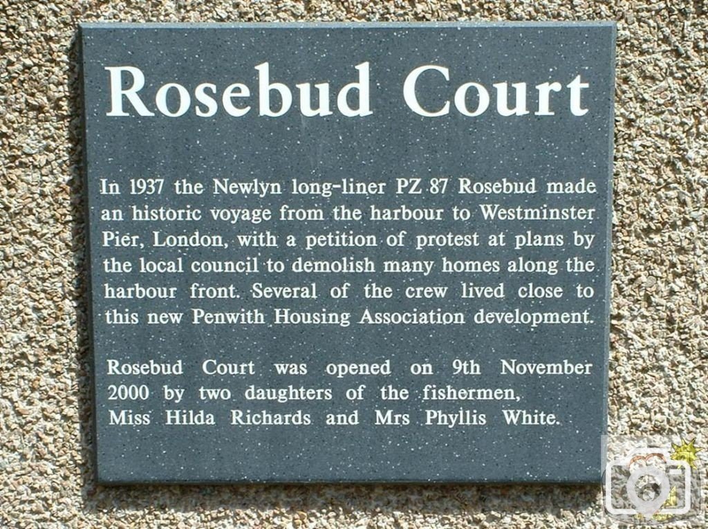 Rosebud Court just past the South Pier