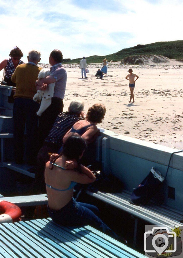 Samson en route for Bryher
