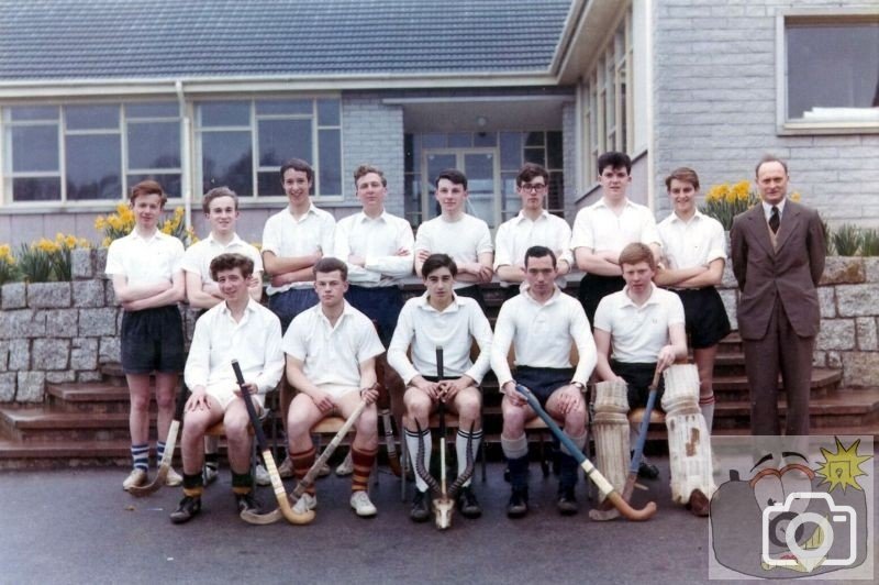 Scavengers  Hockey Team 1962 (Colour)