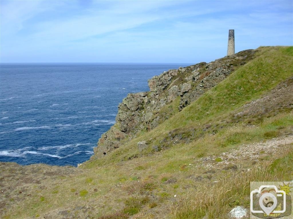 Setting by the sea, Levant Mine