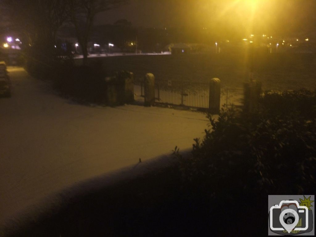 Snow - 6.00 a.m., 3rd Feb., 2009