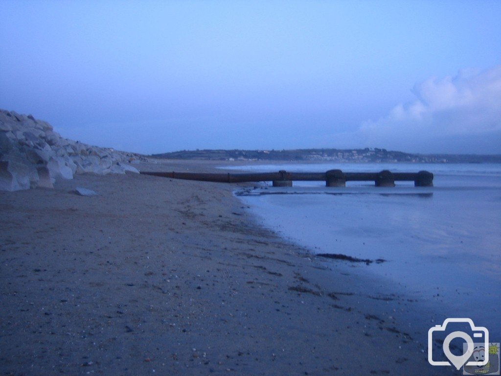 The Pipe, Long Rock Beach