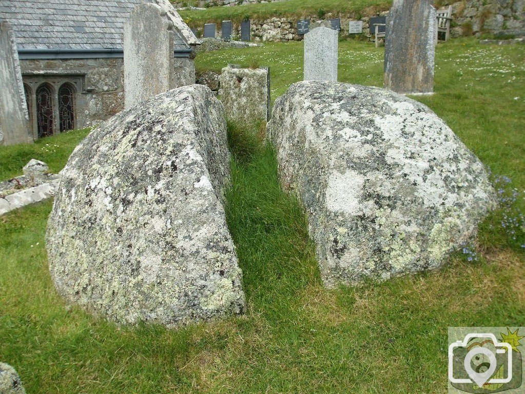 The St Levan Stone - near Porth Chapel - 17May10
