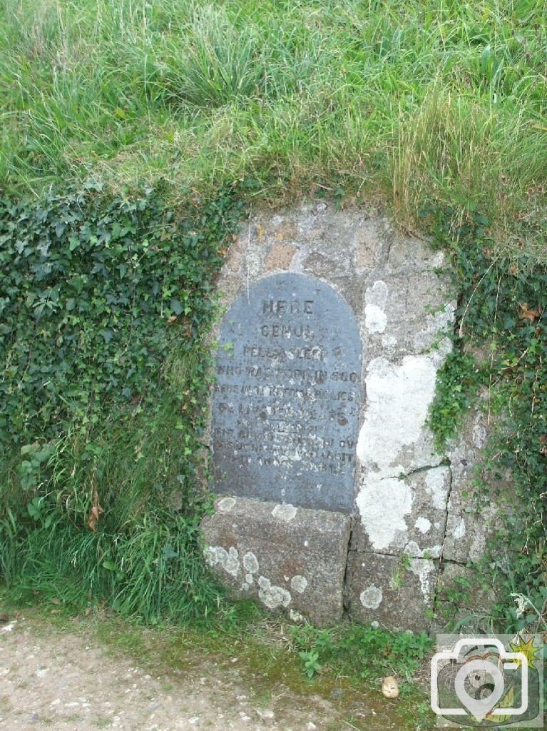 The Tomb of Genui - Hayle 'Castle' - Sept., 2007