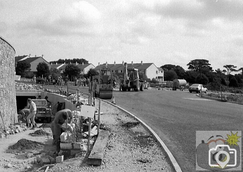 The underpass Heamoor