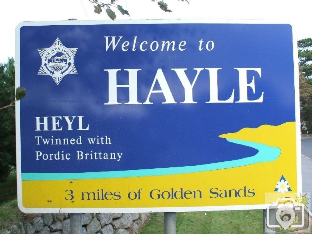 Town sign for Hayle - Sept, 2007