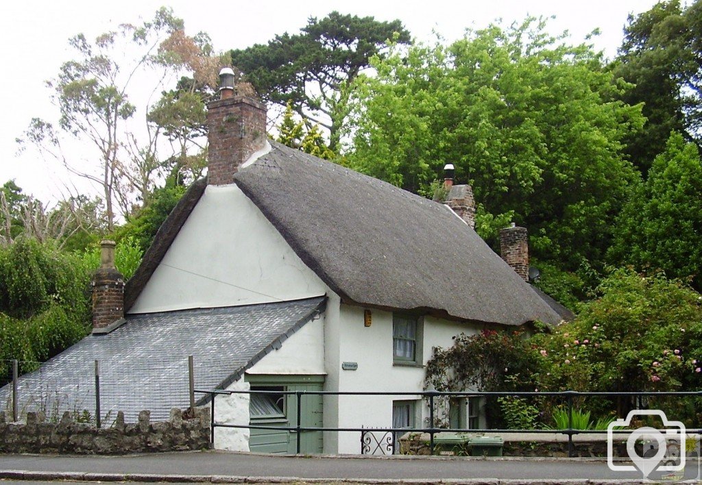 Tredarvah Farm, Alverton