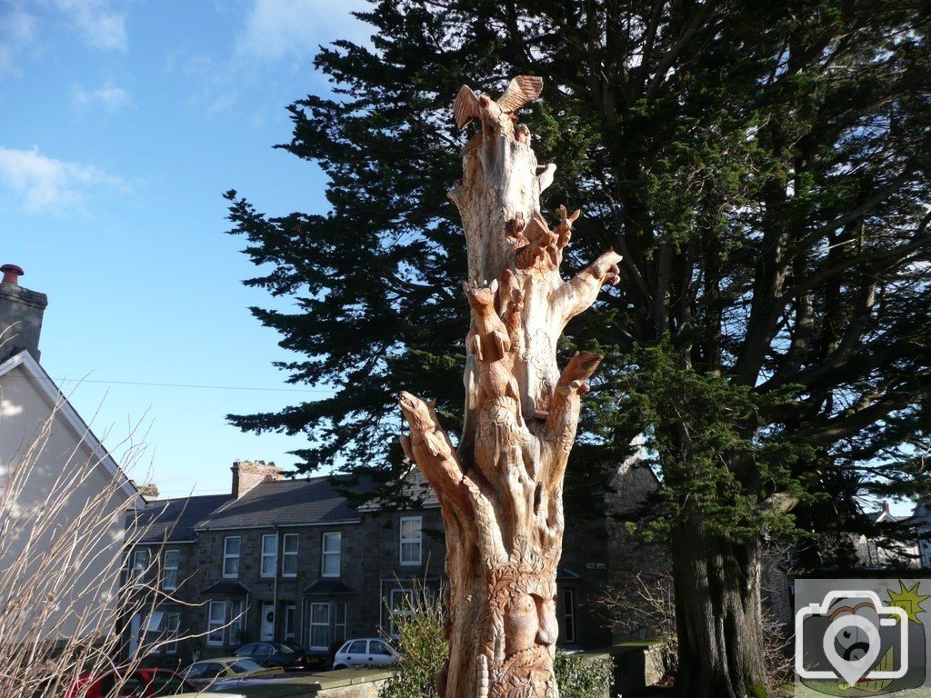 tree sculpture 1