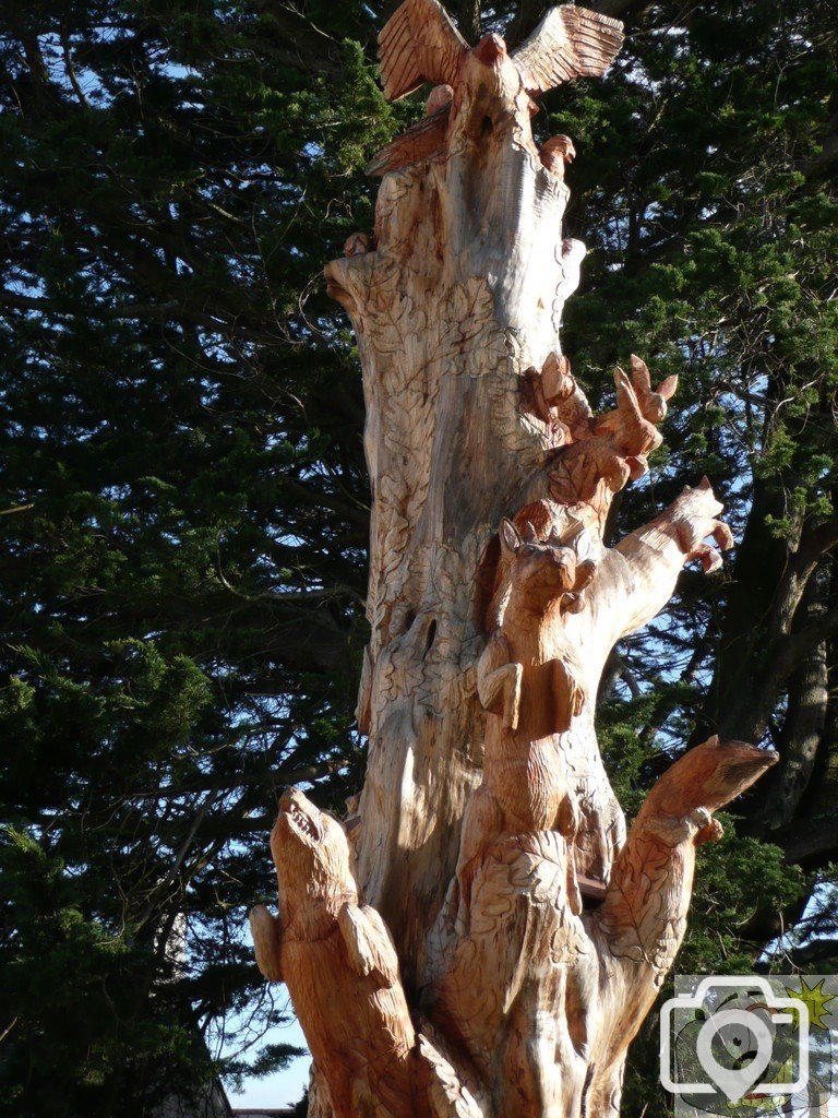 tree sculpture 9