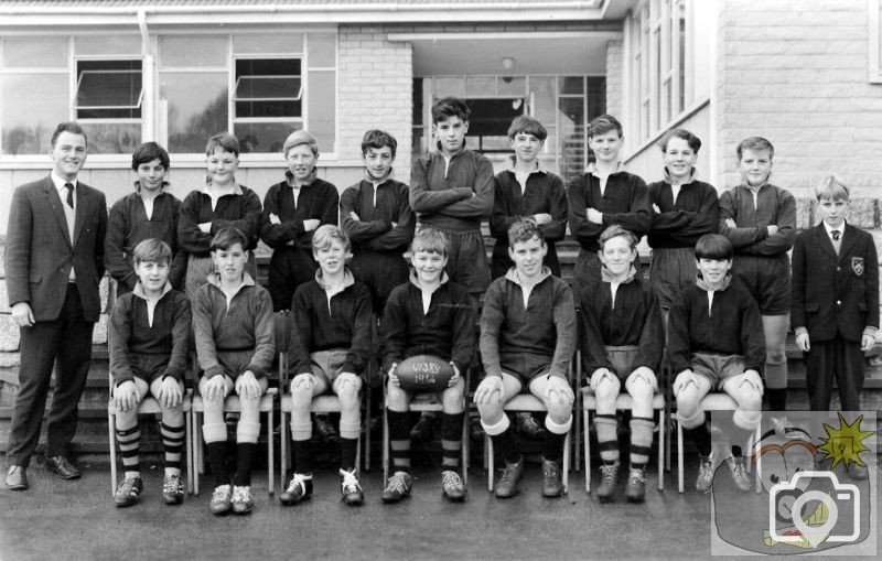 U13 Rugby Team 1964
