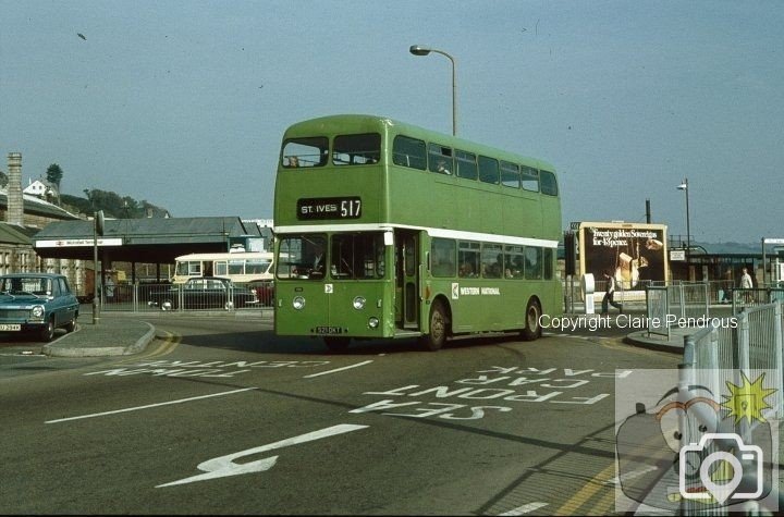 Western National Bus