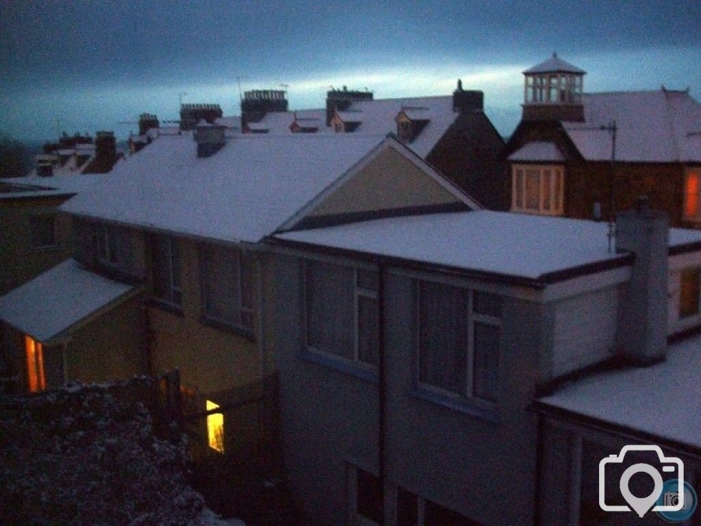 Winter comes early to Penzance - 8 a.m., 2 Dec'10