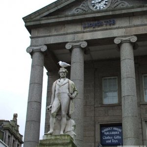 The Market House and Davy Statue