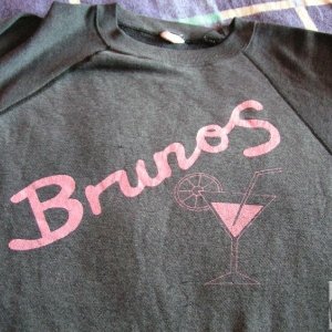 Media 'Bruno's Bar sweat shirt Front' in category 'Brunos Bar'