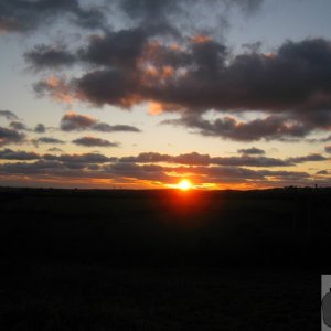 Sunset viewed across Trevaylor valley