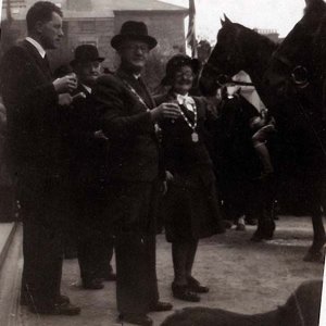 The same seven riders