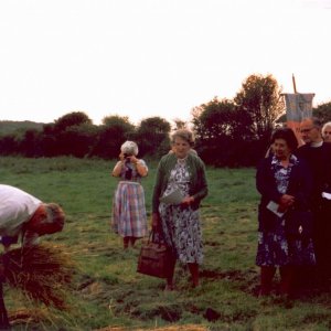 Crying the neck, Madron 1991