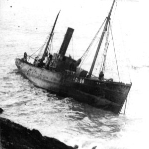 Steam Trawler Cevic – June 1927.jpg