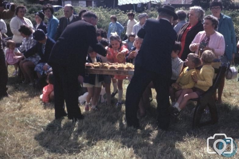 Bojewyan Tea Treat 1971