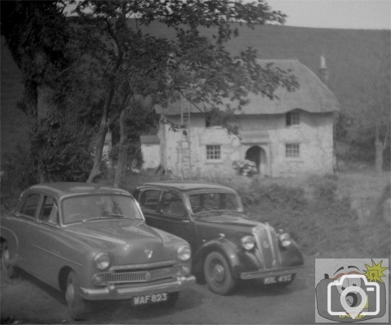 Coombe Cottage 1954 | Picture Penzance archives