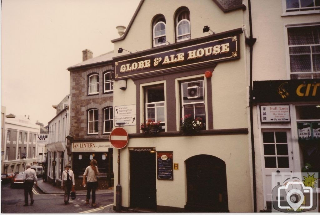 Globe and Ale House Penzance 1980s Picture Penzance archives