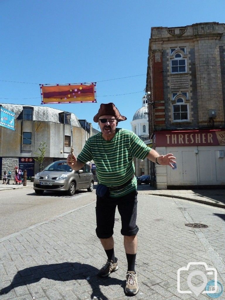 Pirate gathering on the Prom - 26Jun11