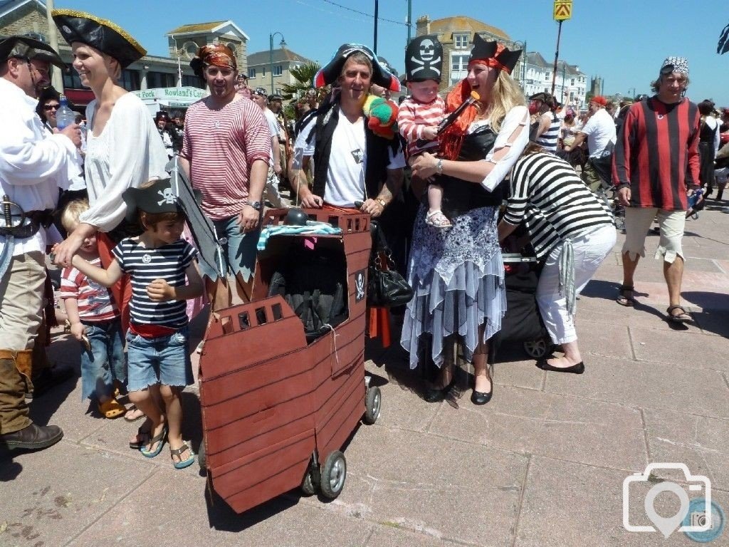 Pirate gathering on the Prom - 26Jun11