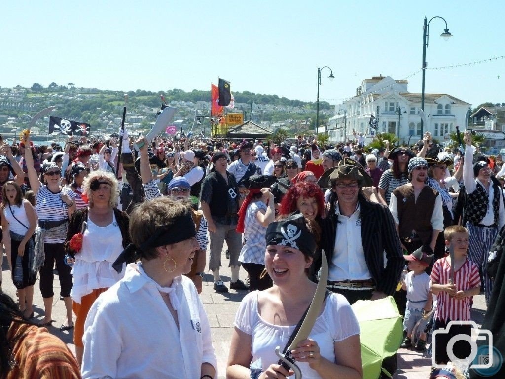 Pirate gathering on the Prom - 26Jun11