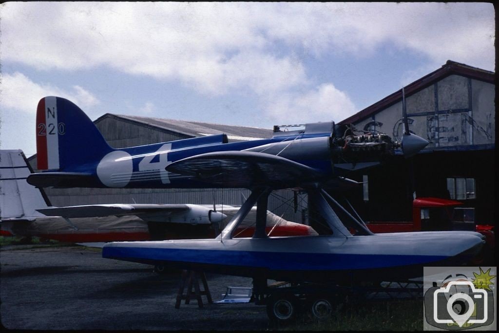 Replica supermarine 'Schneider trophy' seaplane