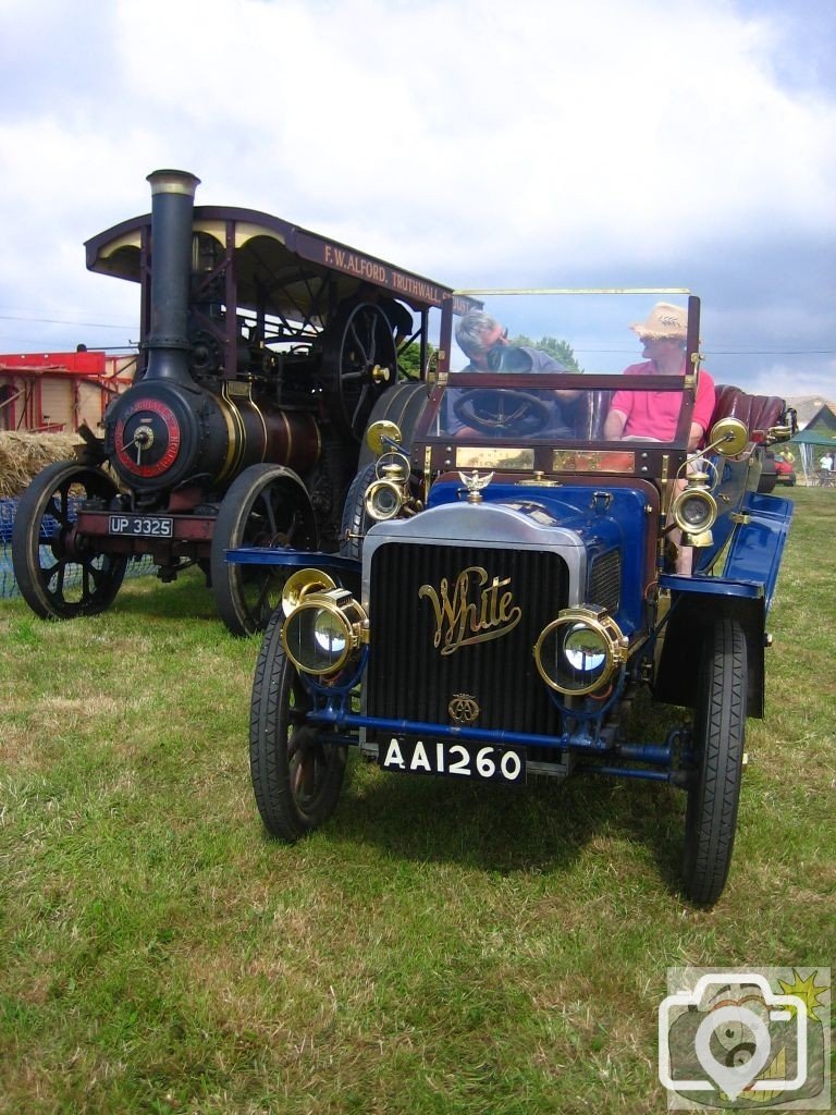 Traction Engine and Vintage Car